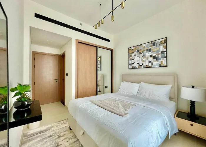 Upscale 1Br Apt In Jvc With Pool & Gym Access