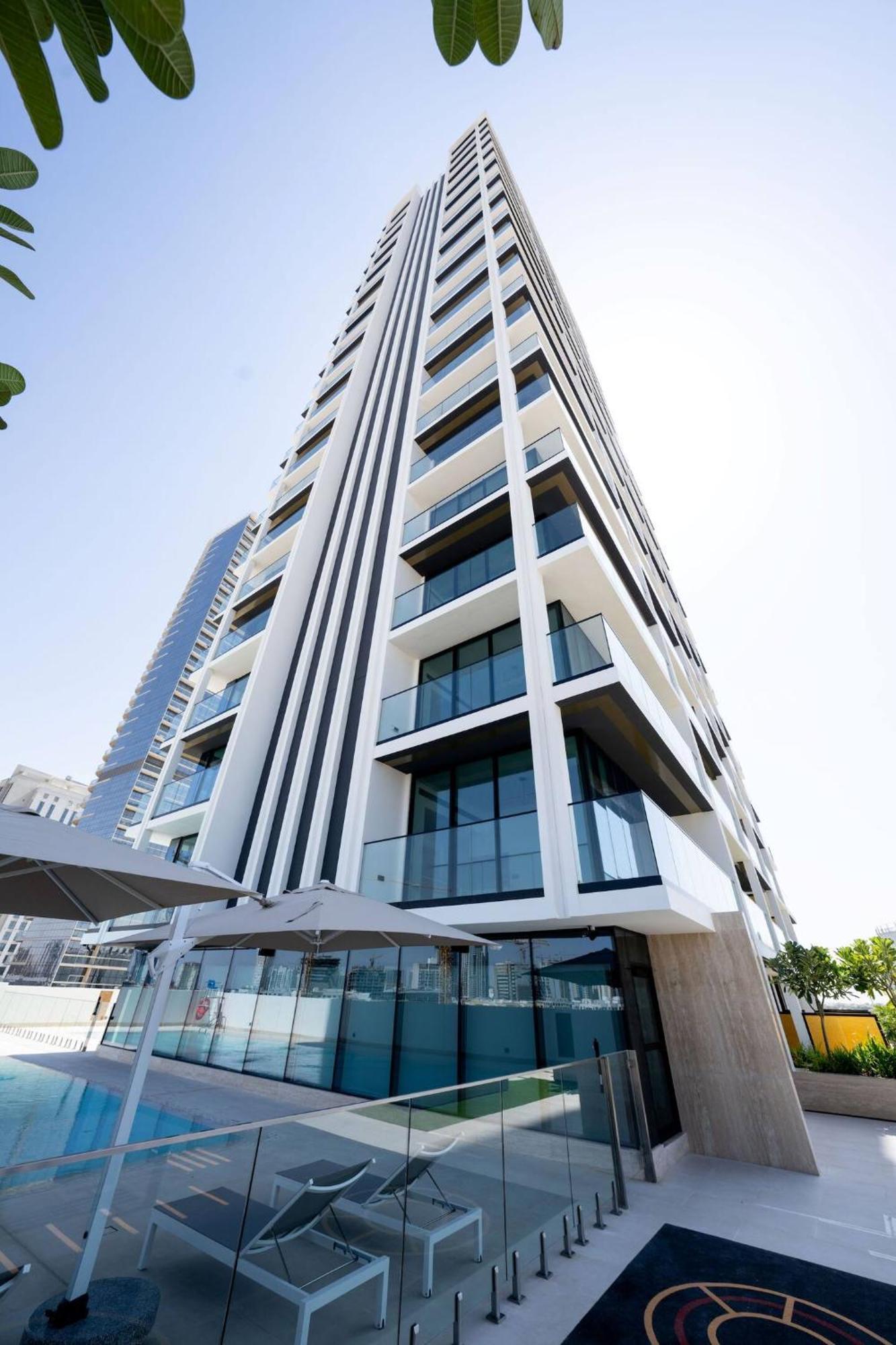 Upscale 1br In Jvc With Pool & Gym Access * Dubai