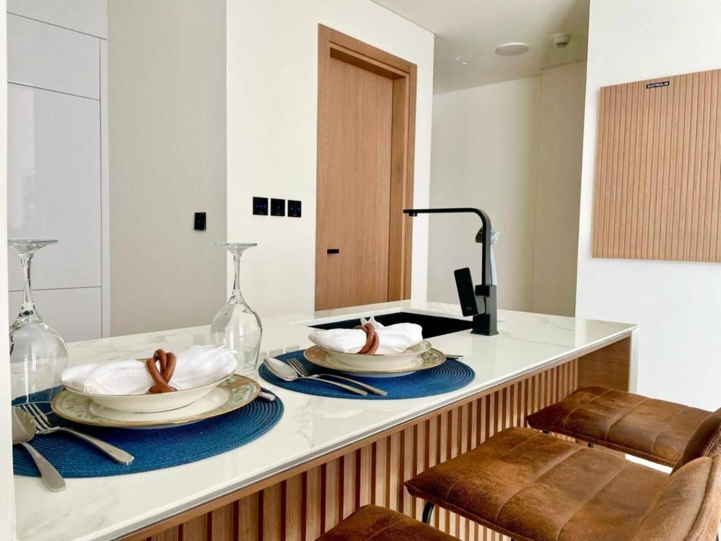 Upscale 1br In Jvc With Pool & Gym Access Apartment Dubai